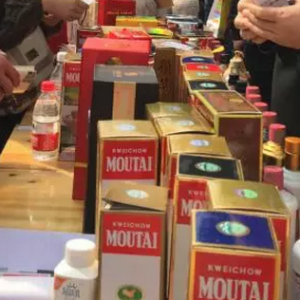 成都糖酒会提醒：假茅台现身糖酒会会外