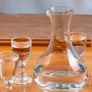 酱香型白酒如何醒酒？如何才能激发酒体中的陈香、粮食香、花果香等香味 ...