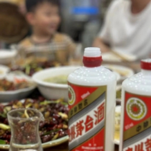 酒文化|为何敬酒和罚酒都是喝三杯酒？